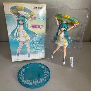 Taito Anime Hatsune Miku Original Summer Clothes Renewal Verison Figure